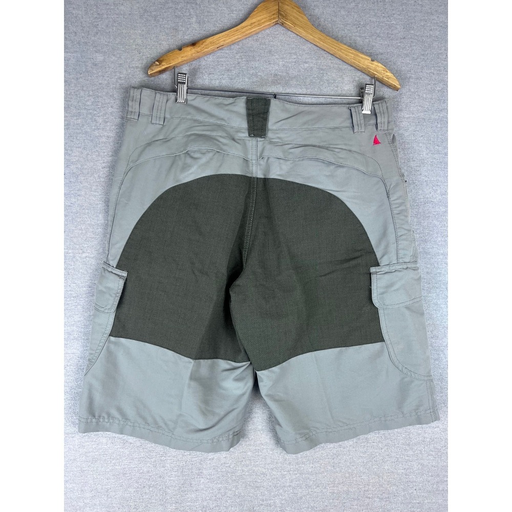 Musto Evolution Mens Cargo Shorts Gray Performance Sailing Hiking Size 36